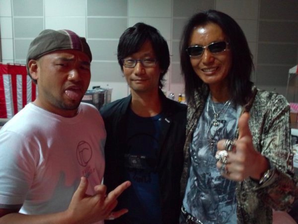 [Imagen: kamiya-kojima-itagaki.jpg]