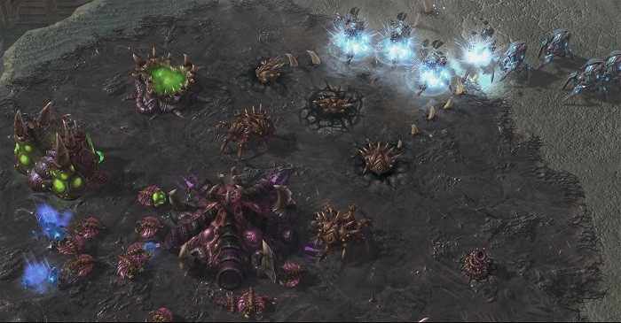 StarCraft II Legacy of the Void beta lurkers