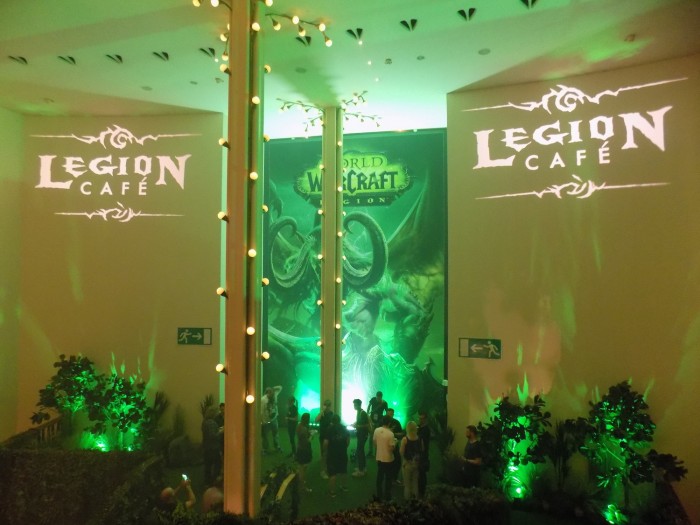 gamescom cafe legion